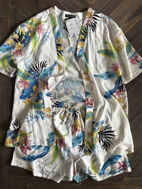 Tropical Floral Two-Piece Set Swim Cover